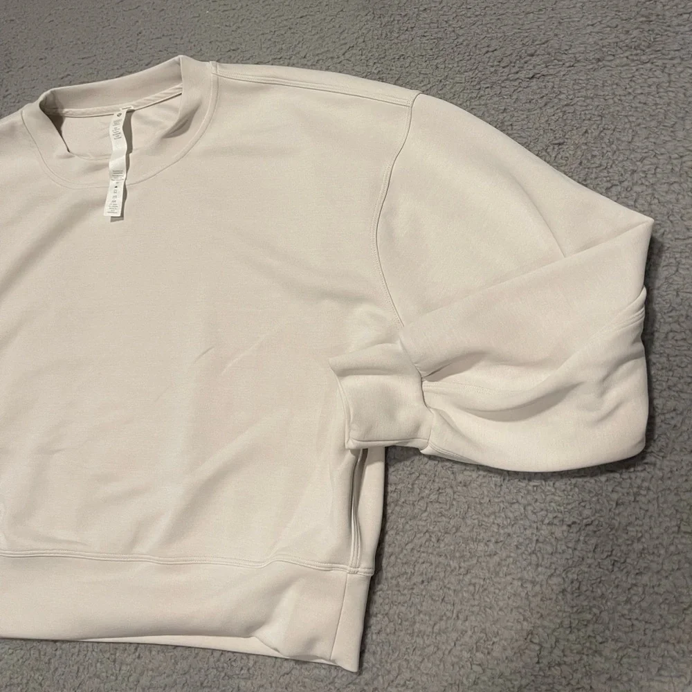 Lululemon Women's Perfectly Oversized Cropped Crew Softstreme White Opal Sweater